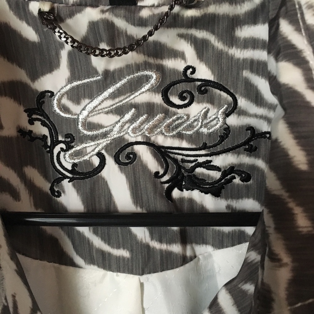 🎉HP🎉GUESS Women’s Zebra Print Trenchcoat 🧥👜 🦓 - Picture 9 of 16
